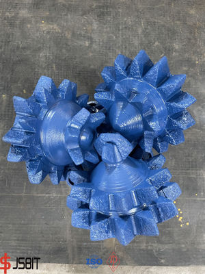 Bits de rouleaux de roche tricone de carbure de 490 mm pour le forage