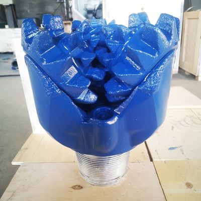 Fabrique d'énergie 14 3/4 pouces IADC127 Caly Dent Tricone perceuse pour le forage de puits d'eau
