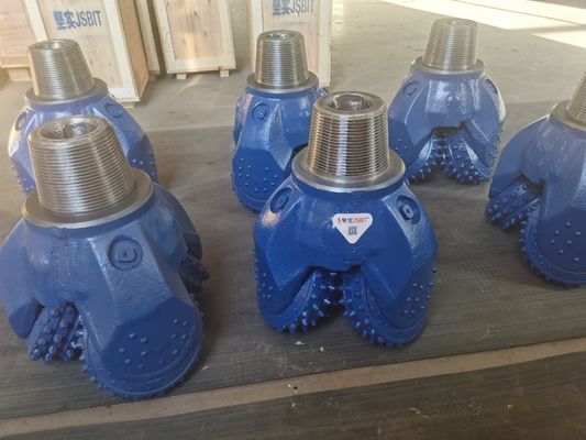 Produit de l'usine directement 17 1/2 pouces IAADC537 Tricone Roller Cone Bit