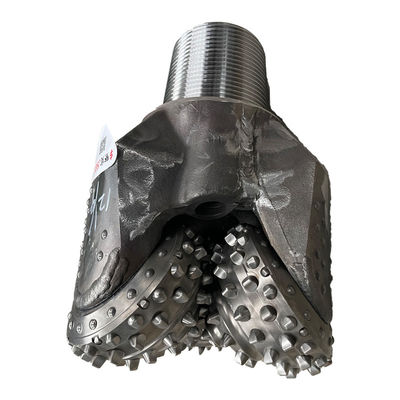 100% neuf de bonne qualité 12 1/2 pouces IADC537 Tricone Pierre de forage Bit IADC537 caoutchouc scellé Journal type de roulement