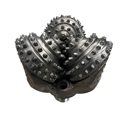 100% de bonne qualité neuve IADC537 444,5 mm Tricone Roller Cone Bit