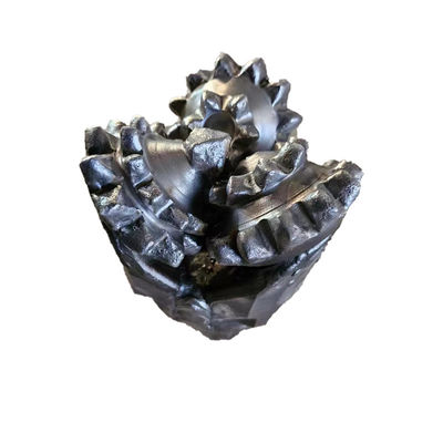 Fabrique de puissance IADC127 117.5mm 4 5/8 pouces Dent en acier Tricone rouleau Bit