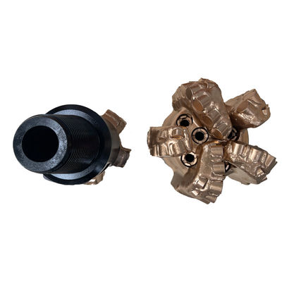 Fabrique 6 5/8 pouces 168mm 5 lames PDC Bit Pour le forage de puits d'eau