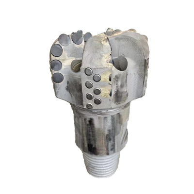 Fabrique 118mm 4 5/8 pouces 5 lames PDC Pièce de forage de base